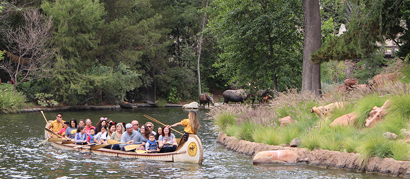 Davy Crockett's Explorer Canoes