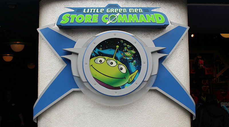 Little Green Men Store Command