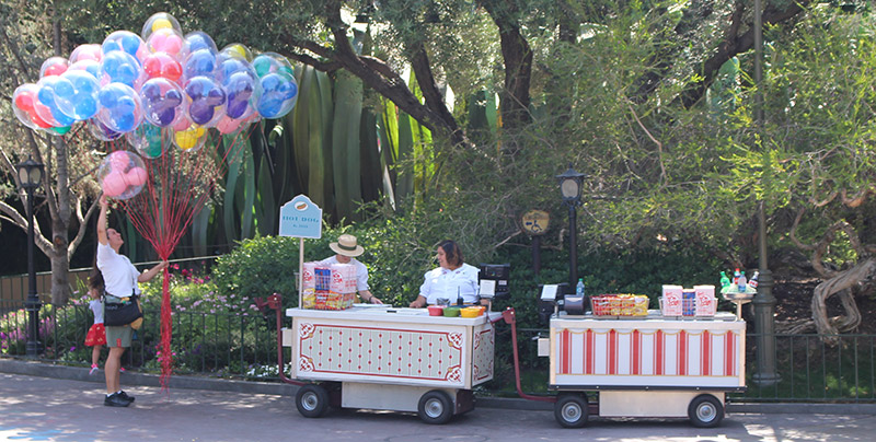 Refreshments & Balloons