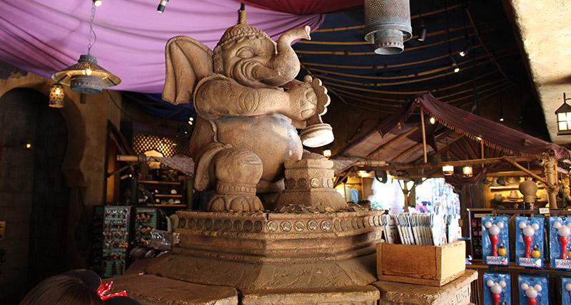 Rajah's Mint Statue